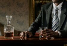 Guia para não especialistas: todos os detalhes que fazem a diferença na hora de beber whisky