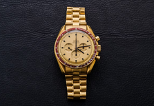 Relógio histórico de Neil Armstrong vai a leilão