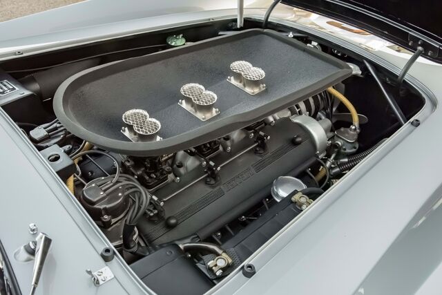 1959 Ferrari 250 GT LWB Scaglietti California Spider Competizione