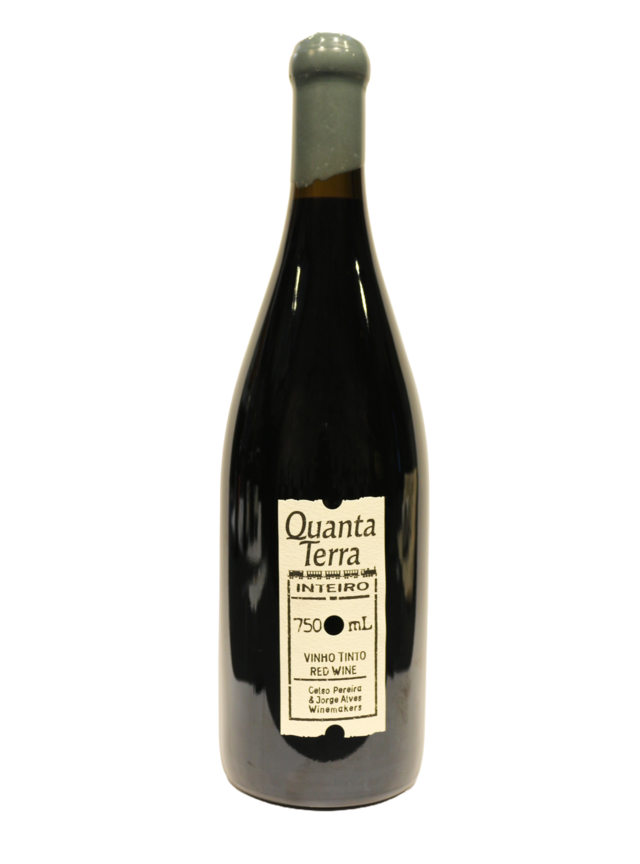 Quanta Terra Inteiro, 2014. Touriga Nacional, Touriga Francesa, Tinta Roriz e Sousão. Preço: €70.