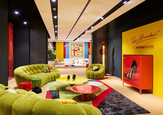 Pedro Almodóvar & Roche Bobois, uma colaboração que celebra a cor