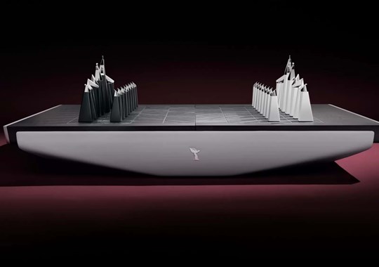 Rolls-Royce reinterpreta o xadrez com um tabuleiro que custa tanto quanto um carro