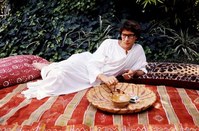 Yves Saint Laurent na sua casa em Marrocos