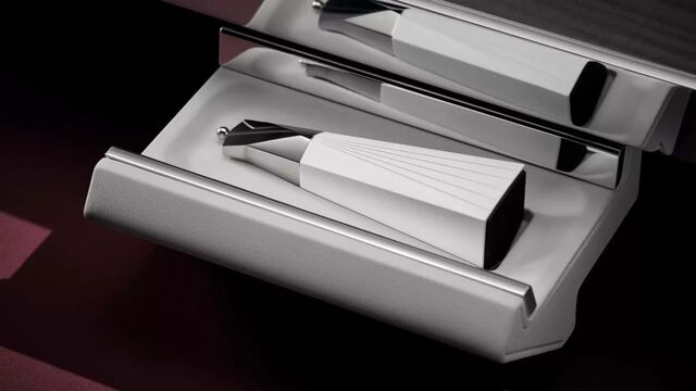 Peças brancas do tabuleiro de xadrez Rolls-Royce