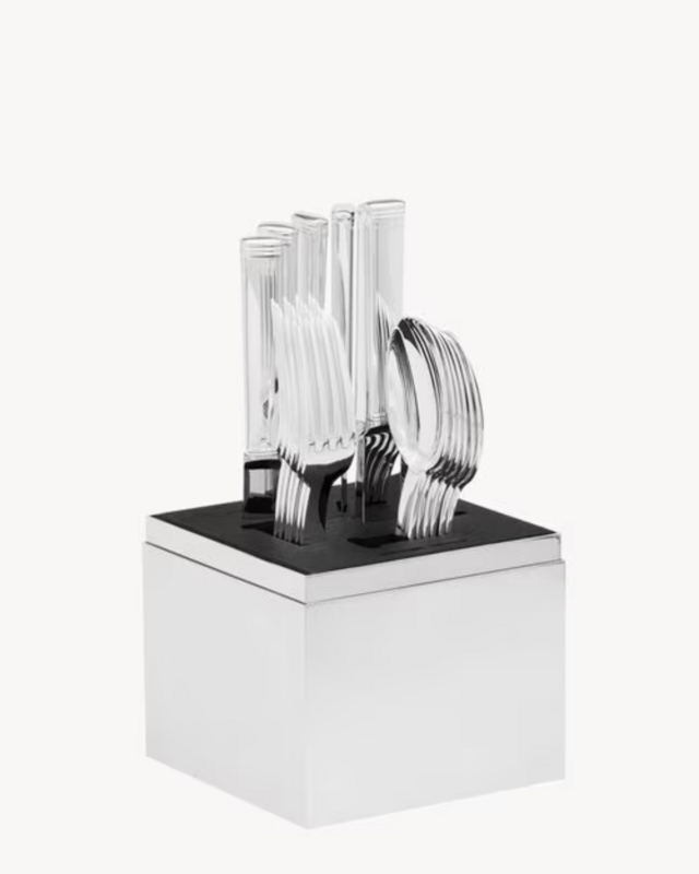 YSL, Conjunto de talheres de 24 peças fabricado em colaboração com a Christofle, €5000.