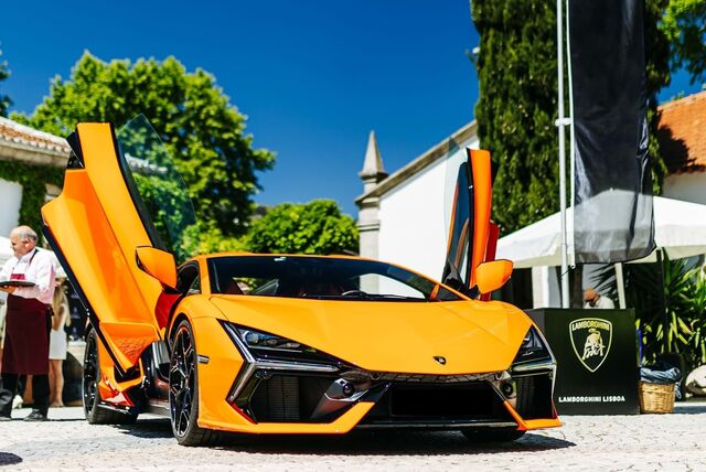 Gathering Supercars