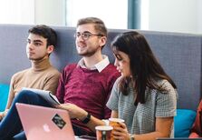 LVMH assina programa de formação em luxo no Dubai