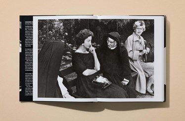 Livro. Mais de seis décadas de fotografias de Ralph Gibson