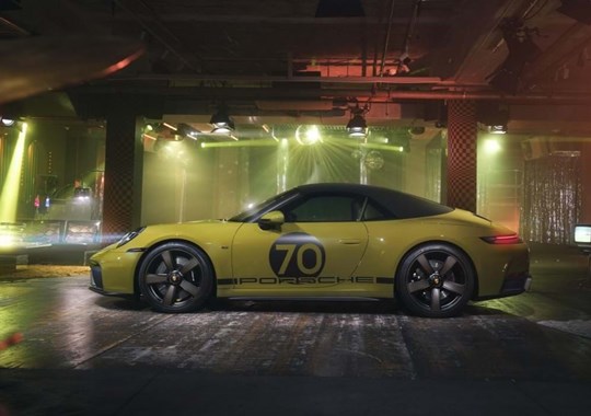 Porsche tem um novo carro que nos leva até os anos 70