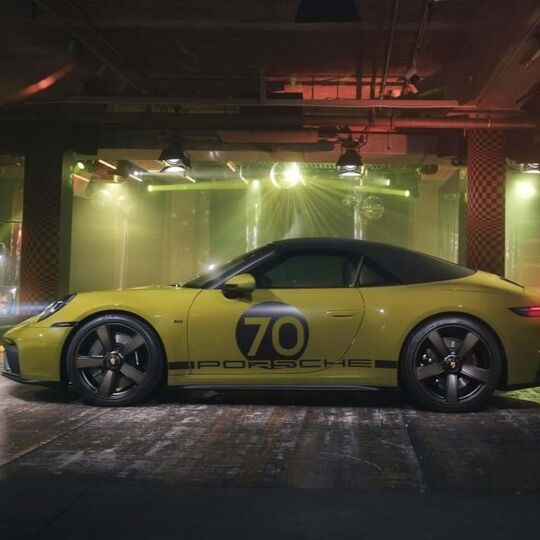 Porsche tem um novo carro que nos leva até os anos 70