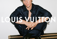 Jeremy Allen White é o novo embaixador da Louis Vuitton
