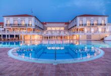 Marriott Praia D'El Rey recebe o verão com arraiais e bem-estar