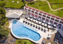 Penha Longa Resort: o verão num mosteiro de luxo
