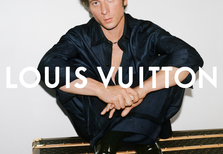 Jeremy Allen White é o novo embaixador da Louis Vuitton