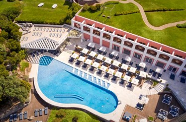 Penha Longa Resort: o verão num mosteiro de luxo