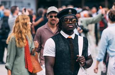 Da sedução do Oriente às propostas de Luís Figo: moda masculina para o verão 2026