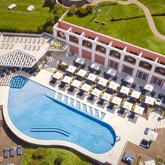 Penha Longa Resort: o verão num mosteiro de luxo