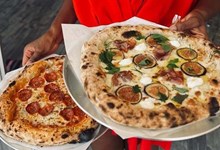 Blitz. A clientela implorou, a lendária pizza de figo voltou