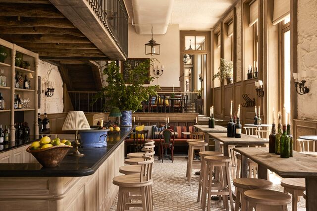 No The Attic Bar está em funcionamento o clube de enófilos (a partir de 350€ por ano), com cerca de 80 membros