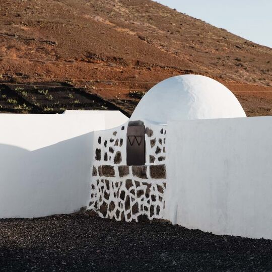 Lanzarote. Um refúgio lunar a flutuar no Atlântico