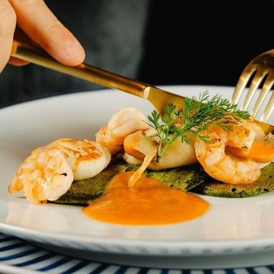 Experiência de fine dining e sabores nacionais com selo Michelin