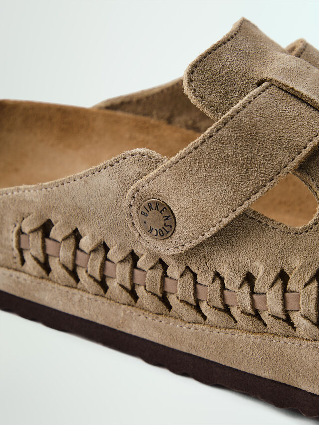 Kith e Birkenstock celebram o 50.º aniversário do Boston com versão trançada à mão.