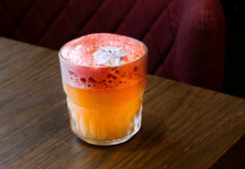 Os novos cocktails do Áurea prestam homenagem a figuras da cultura portuguesa 