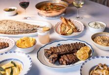 Bugio: mesa com vista para o farol