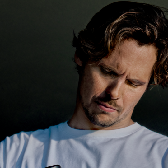 Nic Von Rupp é a cara internacional da linha maculina da Sisley