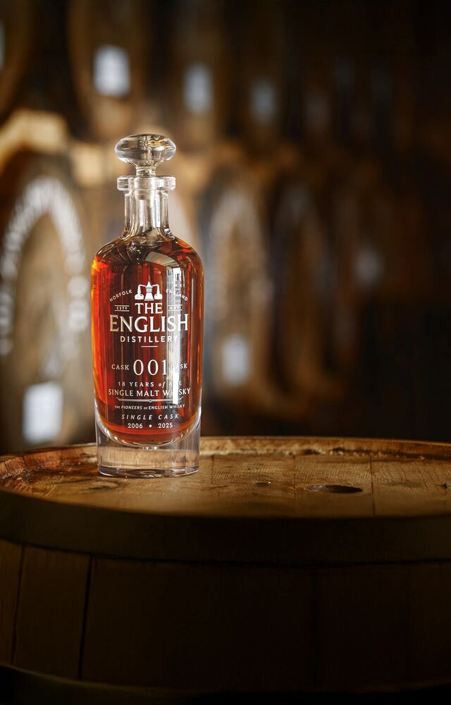 Cask 001, o primeiro whisky da The English Distillery, está a ser lançado