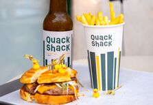 Quack Shack: hambúrguer de pato com assinatura Michelin