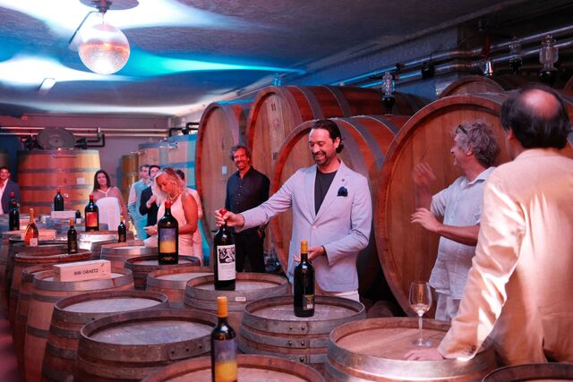 Claudio Martins em Florença, nas caves onde envelheceu o Neptuno