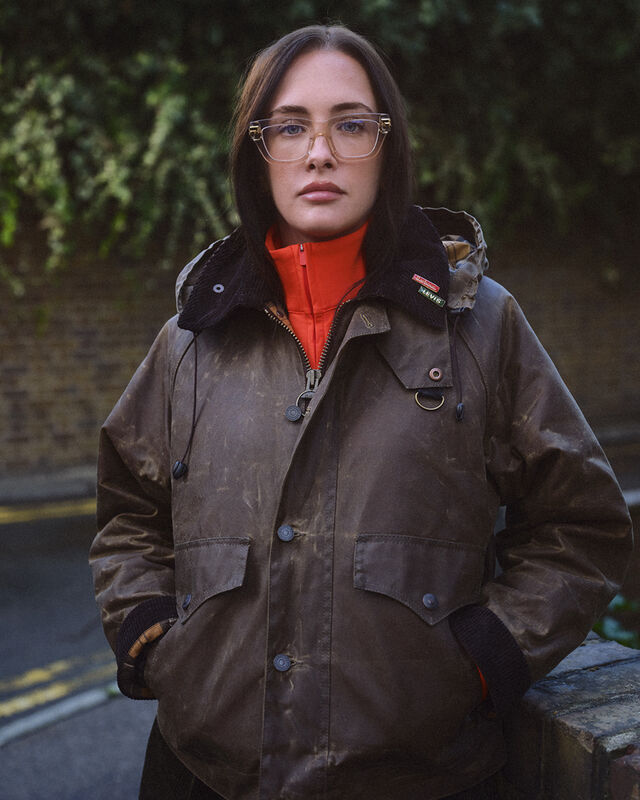 Levi's® e Barbour celebram durabilidade e estilo numa coleção que une denim americano e algodão britânico