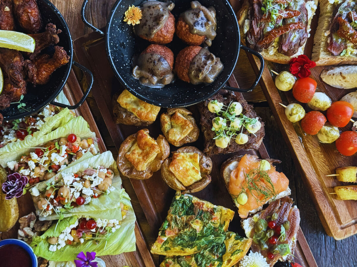 C-Studio Tastin in Avenida - 138 Liberdade Tapas Plates.jpg