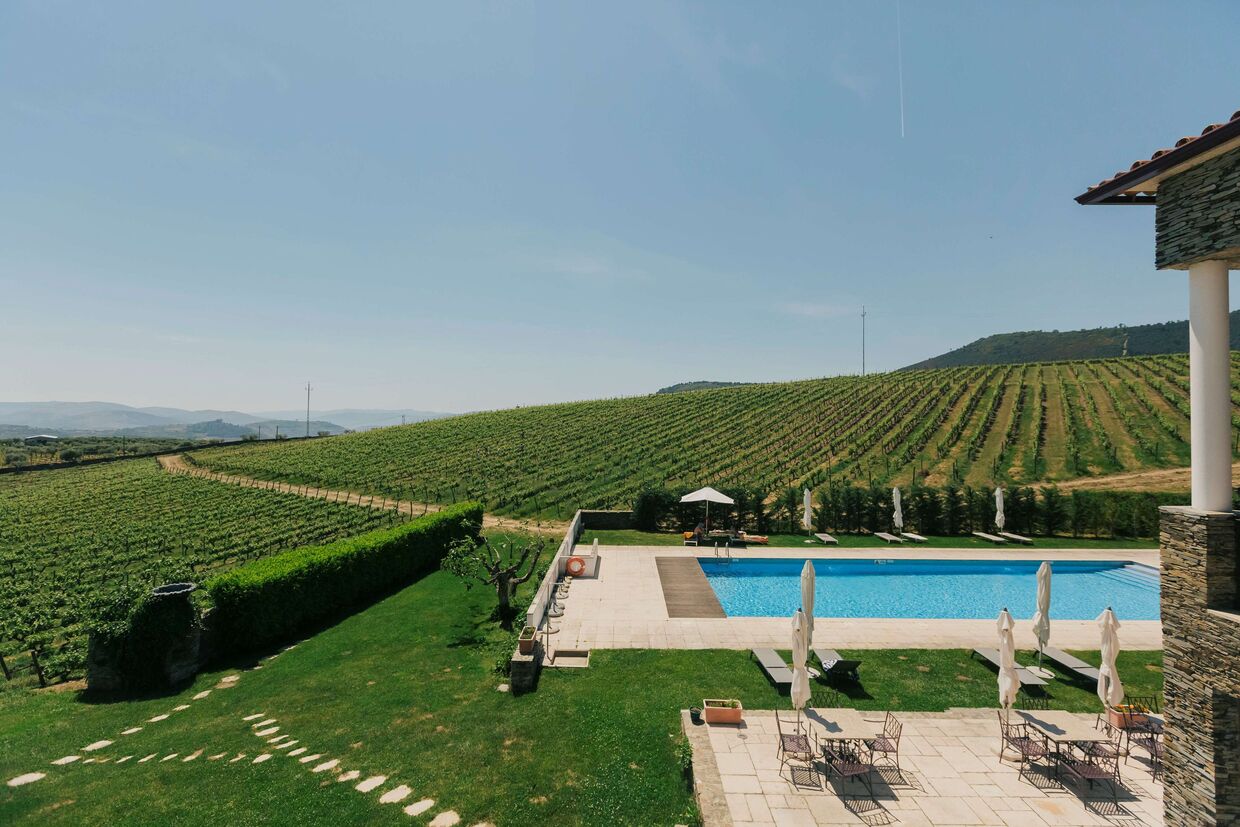 Casa rural com piscina e vista para o vale do Pinhão, a The Manor House Celeirós