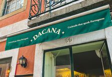 Da Cana, o bar que celebra a herança da cana-de-açúcar