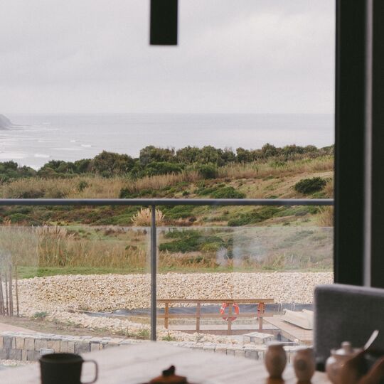 Santa Cruz Nature House: descanso entre o campo e o mar 