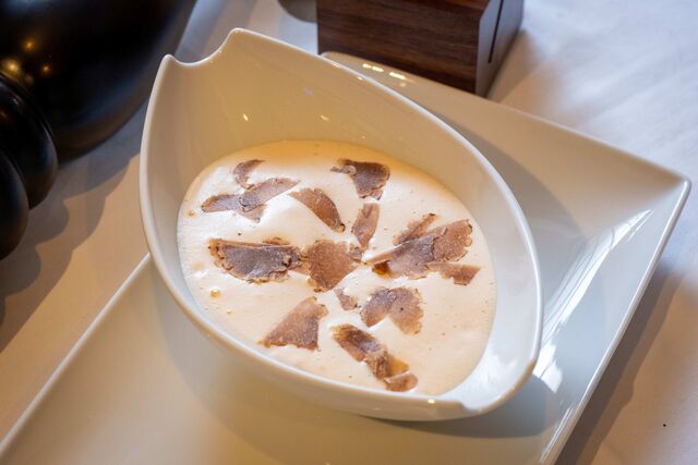 Sobremesa Zabaione com creme de castanha e ricotta de cabra