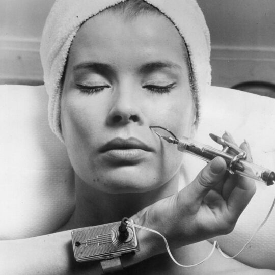 O futuro da Beleza já existe. Como a ciência e a autenticidade nos podem tornar mais bonitos