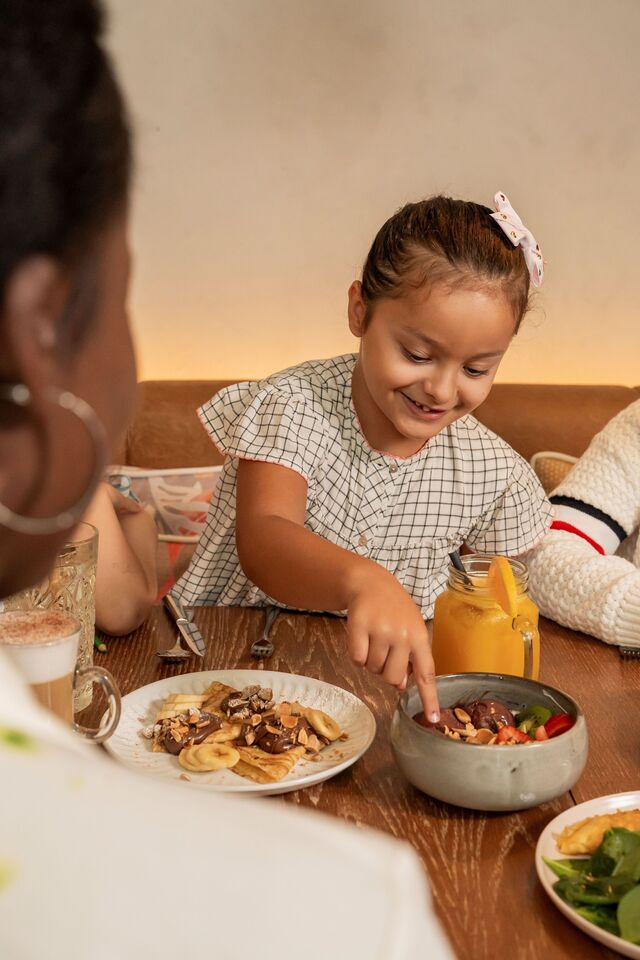 O Broadway’s Brunch acontece todos os domingos, das 12h30 às 15h. 