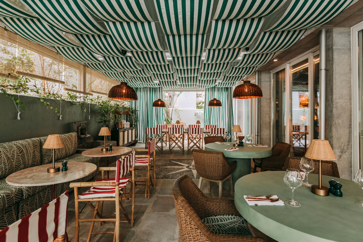 Interior do Torel Terra Brava, hotel nos Açores com decoração cuidada e ambiente acolhedor