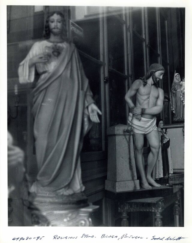 Estátuas religiosas /  Religious stones, Braga, Portugal  