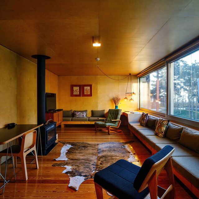 O interior de um dos quartos